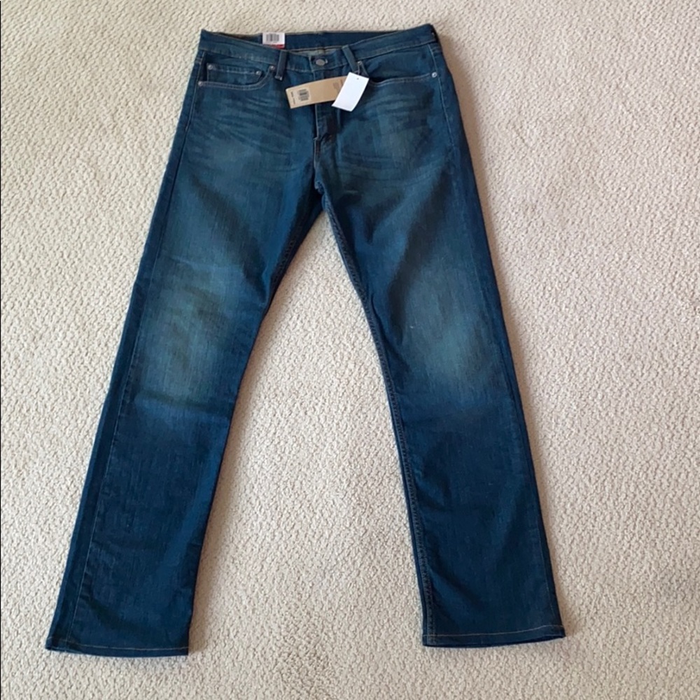 Levi Slim Straight Jeans